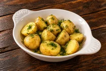 Ziemniaczki gotowane z koperkiem